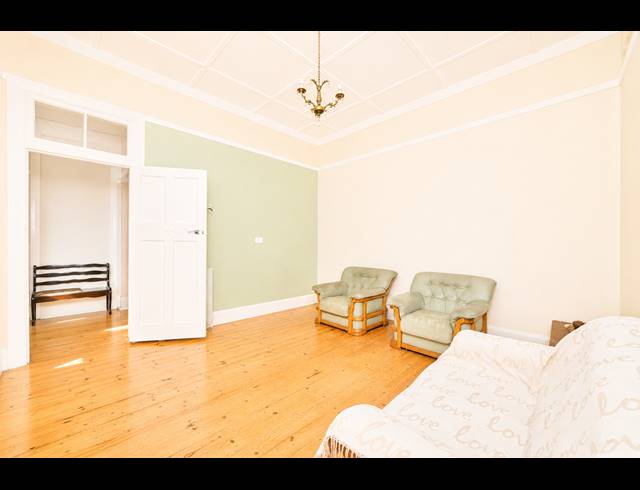 5 BEDROOM HOUSE FOR SALE IN GLENWOOD